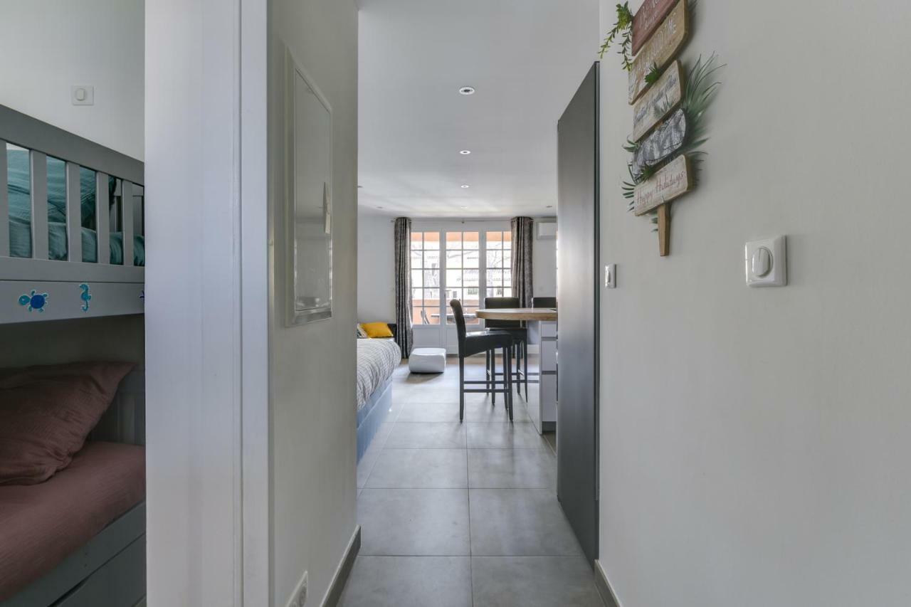 Apartmán Le Hameau Des Pins Saint-Raphaël Exteriér fotografie