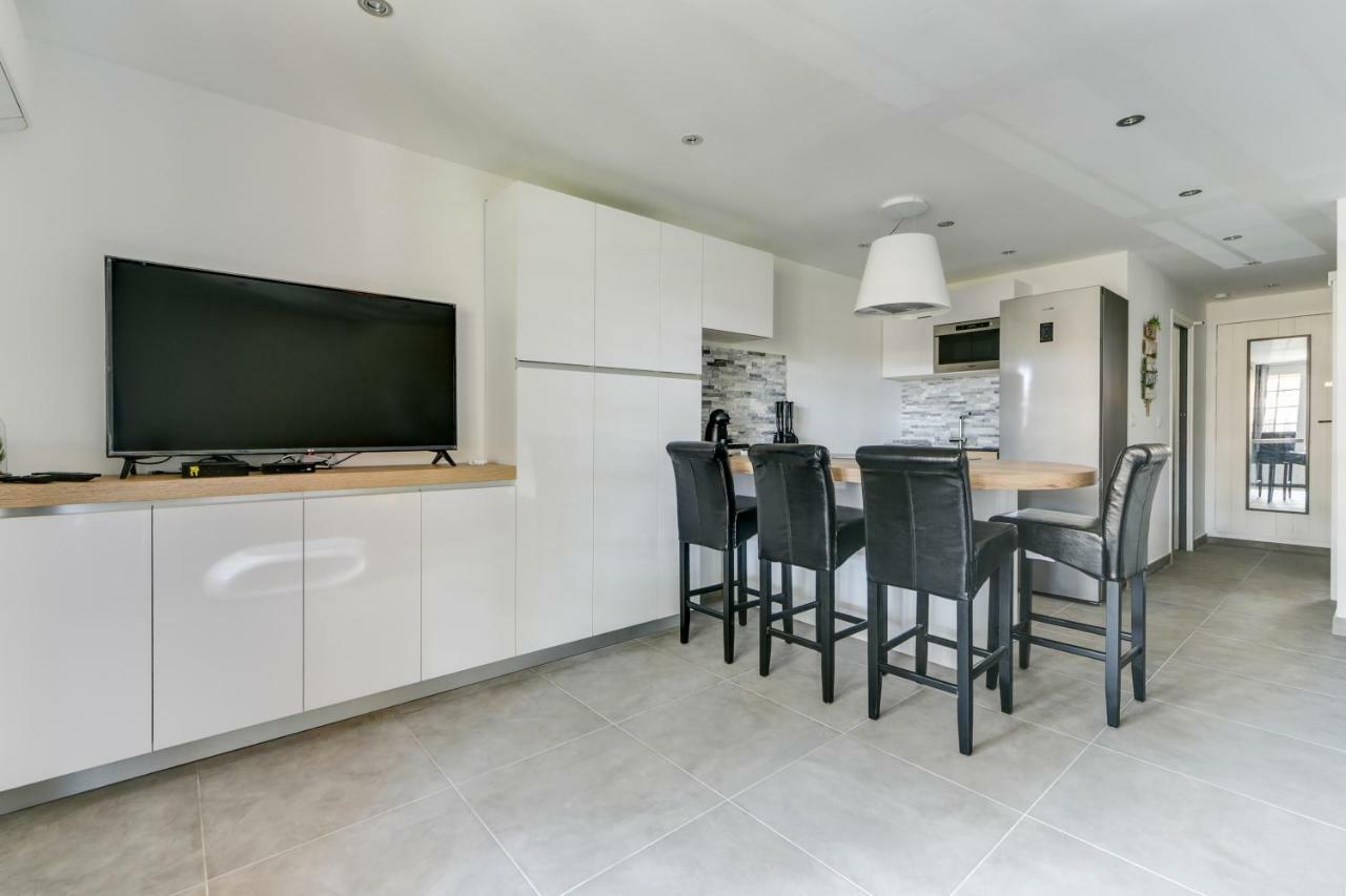 Apartmán Le Hameau Des Pins Saint-Raphaël Exteriér fotografie